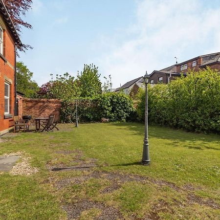 Southport Coach House Villa Bagian luar foto