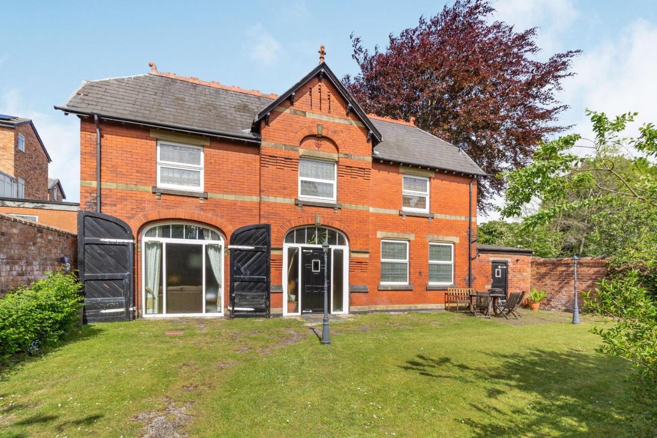 Southport Coach House Villa Bagian luar foto