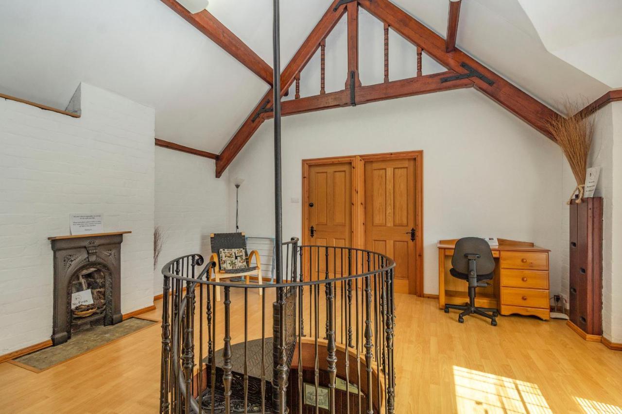 Southport Coach House Villa Bagian luar foto